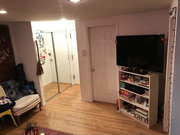 3rd image of 153 W 10th St APT 8