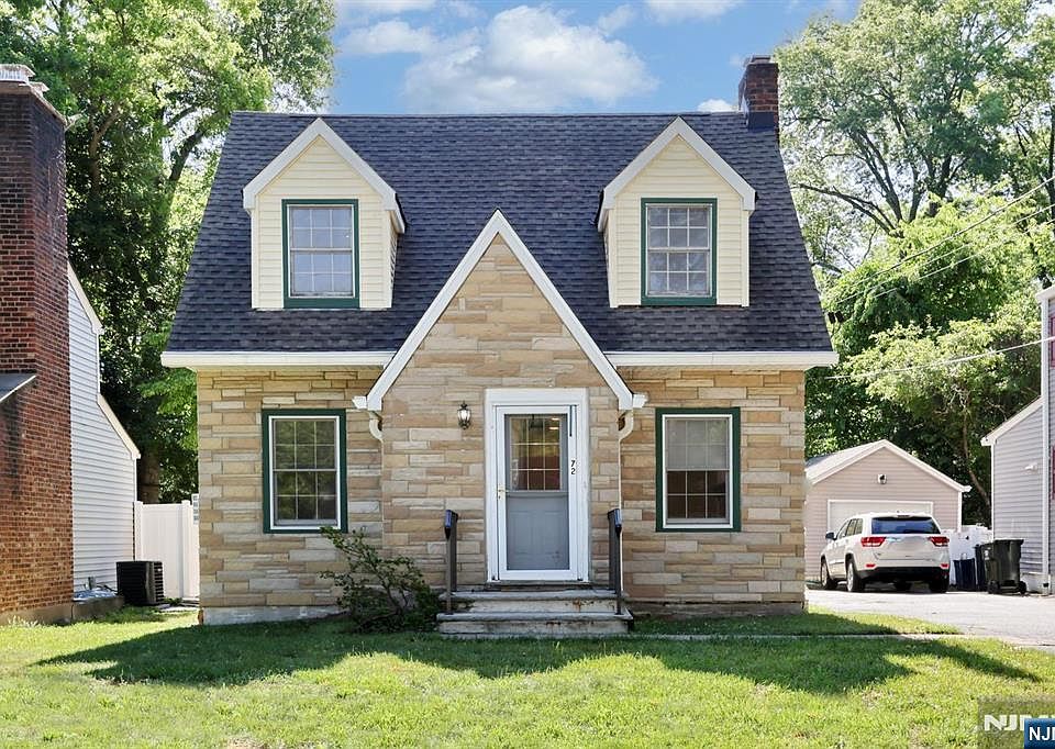 1st image of 72 Belmar St