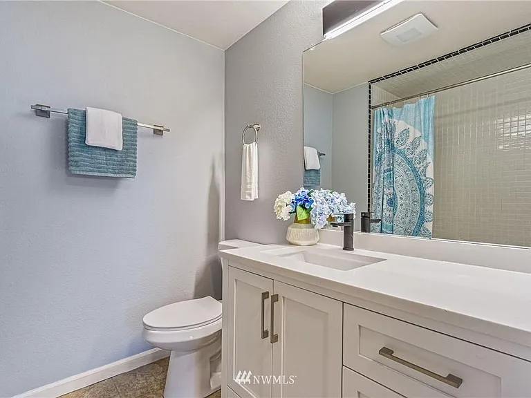 13801 Old Redmond Rd #D208 — Photo 6