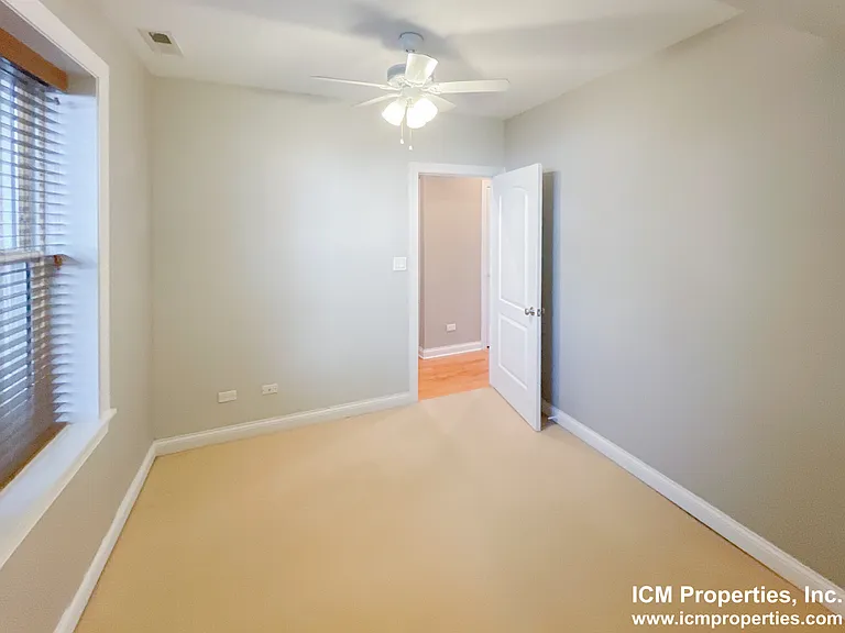 1636 W Grace St #3W — Photo 3
