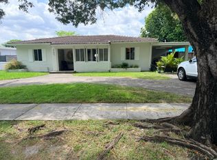 8240 SW 62nd Ct, Miami, FL 33143