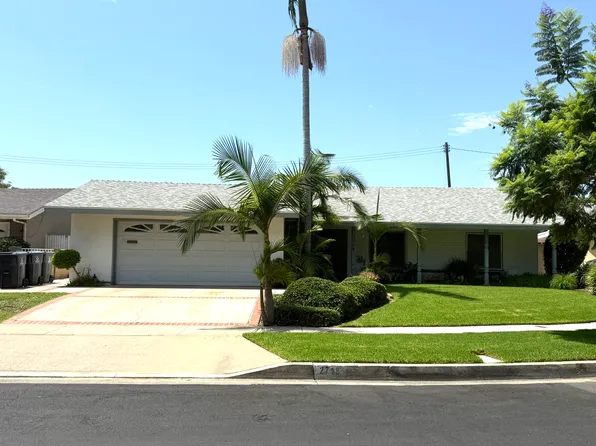 2718 N Linwood St, Santa Ana, CA 92705