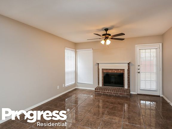 4th image of 2708 Country Creek Ln