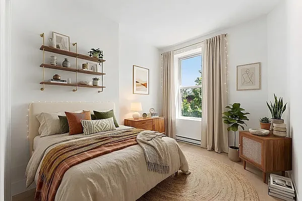Bedroom, photo 2