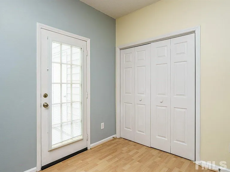 306 Silverberry Ct — Photo 11