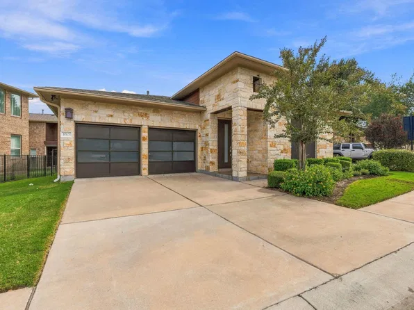 1013 Sue Ann Rose Dr, Austin, TX 78717