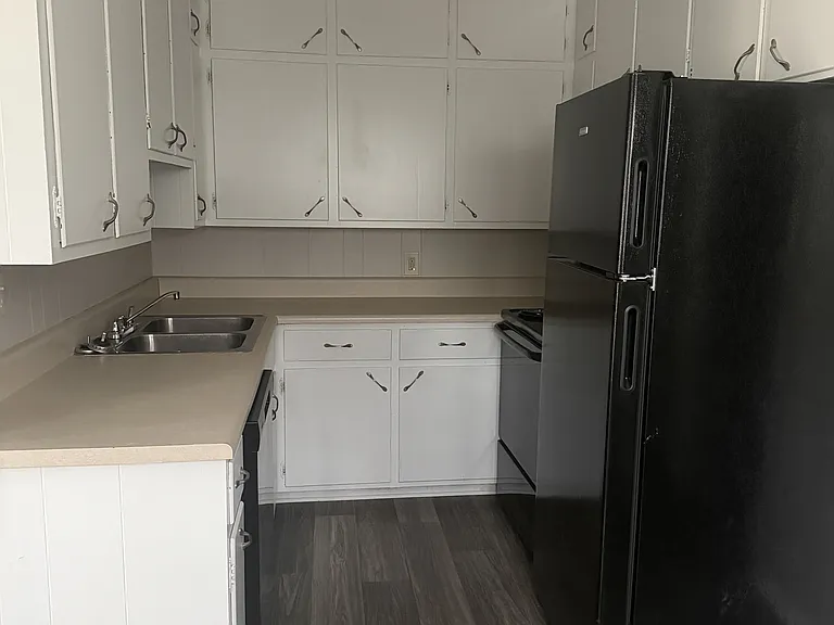 724 Kendrick St #1 — Photo 2