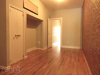 Rented by Rennit Inc.