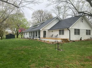 8147 W Farm Road 42, Walnut Grove, MO 65770