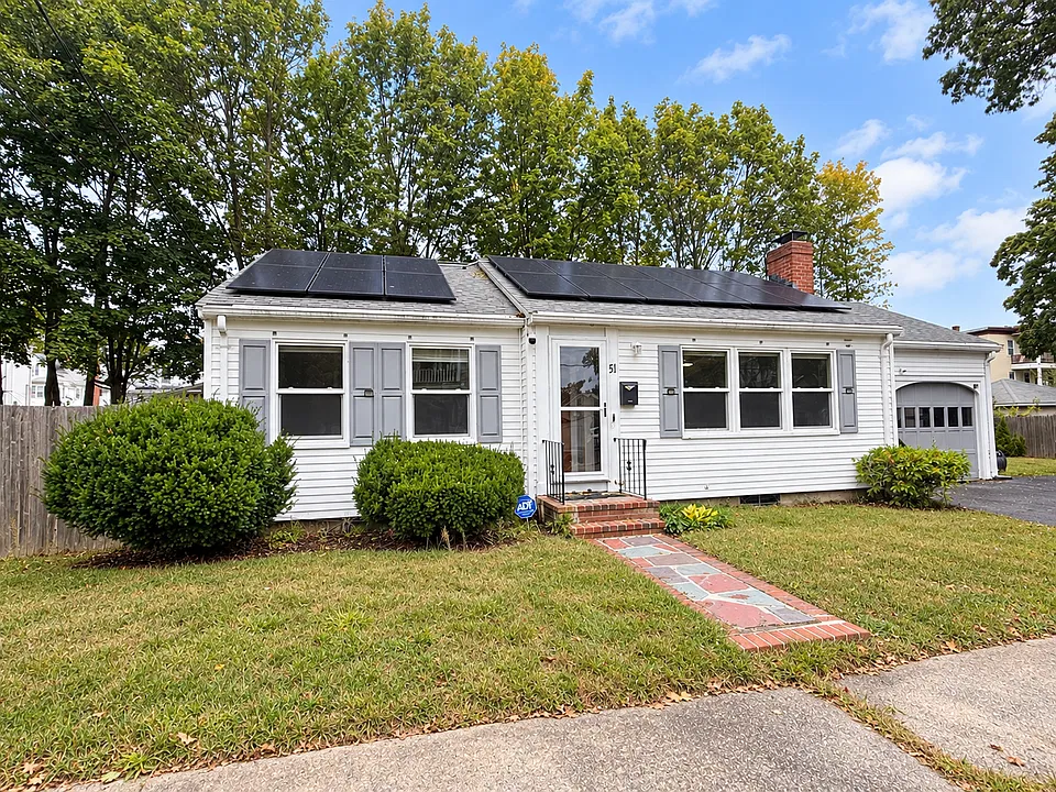 51 Linnea Ave