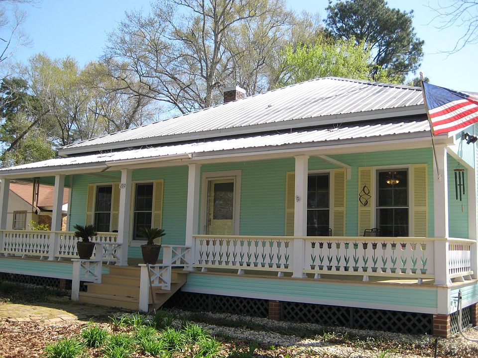 1st image of 2212 N Highway 15