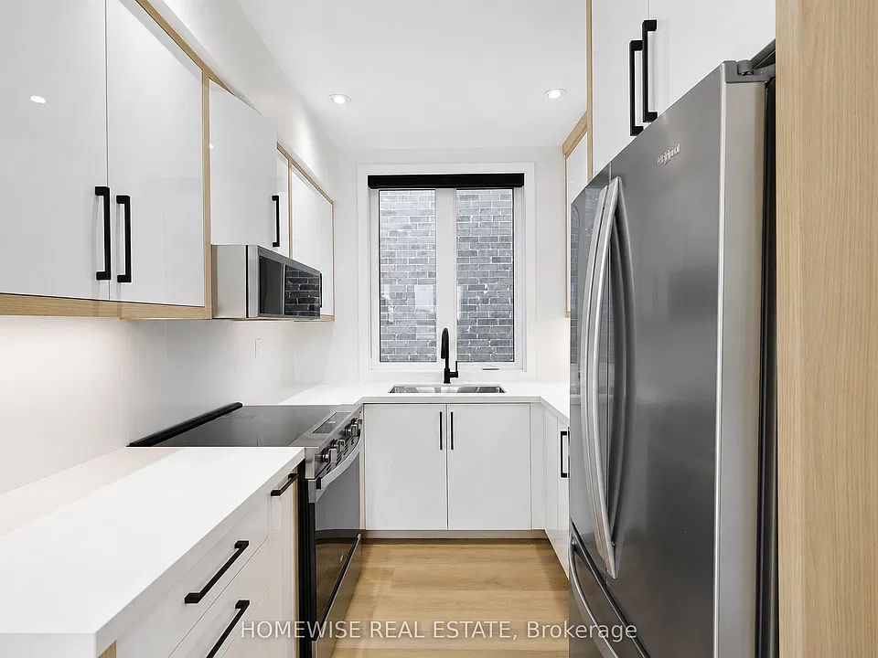 25 King High Ave #2