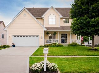 929 78th Pl, West Des Moines, IA 50266