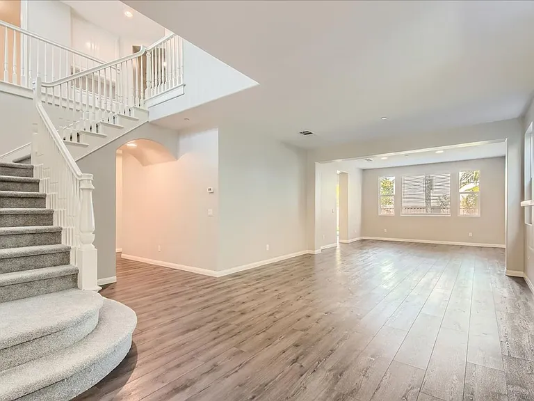 17246 Ralphs Ranch Rd — Photo 5