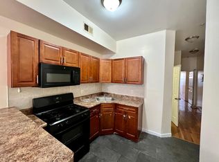 12 Kent St APT 1L, Newark, NJ 07108