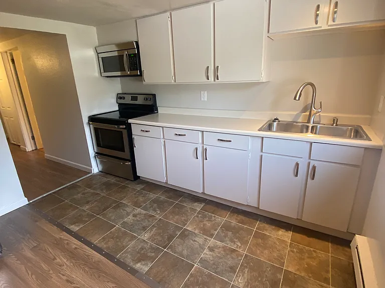 2910 S Byron St #2 — Photo 15