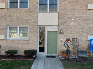 1199 S Sheldon Rd #E-36, Plymouth, MI 48170