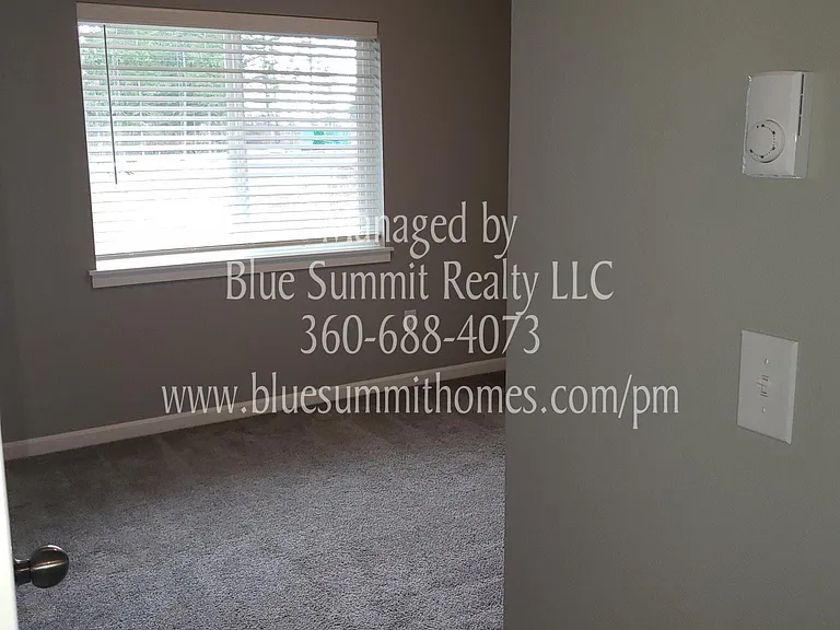 3116 Ponderosa St NE #B — Photo 5