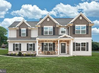 128 Forge Dr, Lebanon, PA 17042