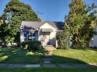 901 Nipp Ave, Lansing, MI 48915
