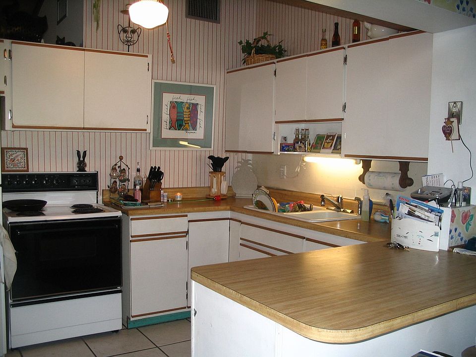 2nd image of 1271 SW 28th Ter