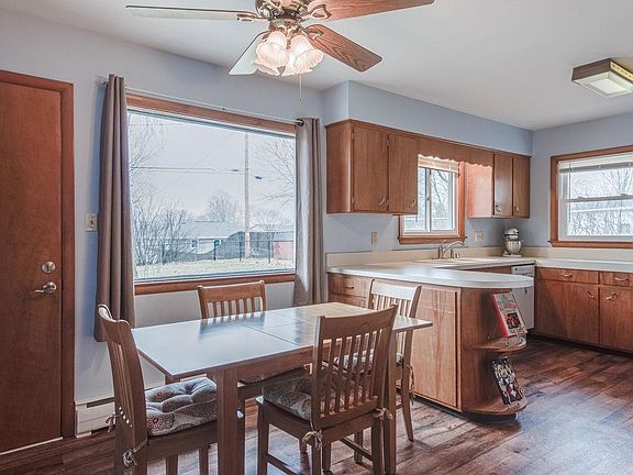 2nd image of 714 Harker Ave