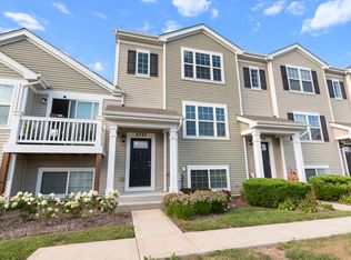 2323 Upland Rd, Hampshire, IL 60140