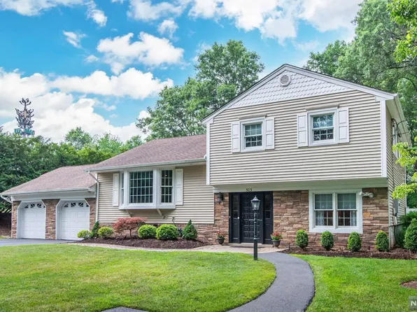 303 James Way, Wyckoff, NJ 07481