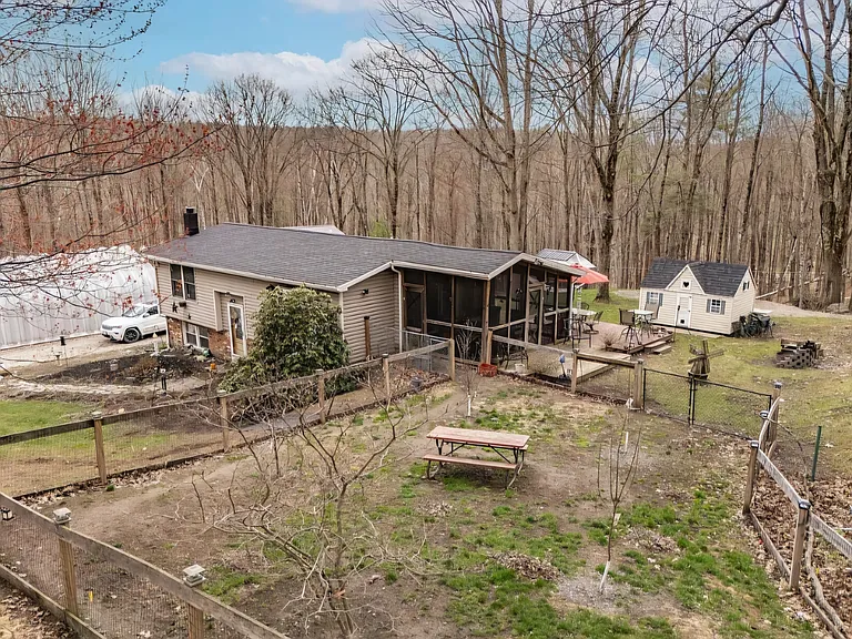 26 Rapp Rd — Photo 45