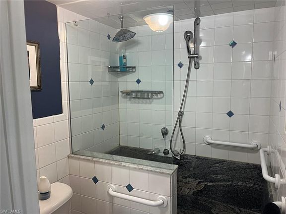 4th image of 1085 Forest Lakes DR #8202