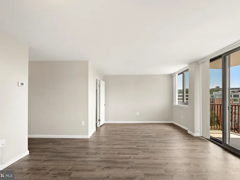 5353 Columbia Pike #607 — Photo 8
