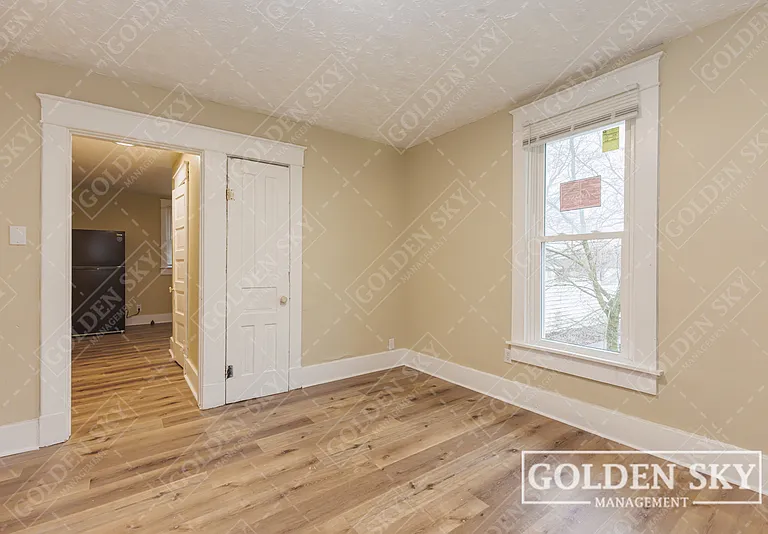 219 E Willard St #3 — Photo 10