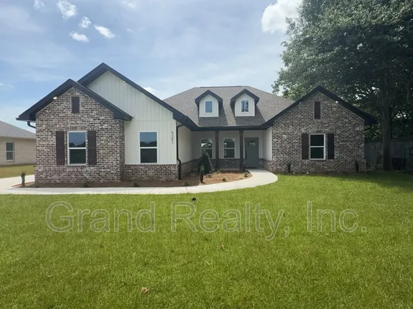 9351 Salter Rd, Milton, FL 32571