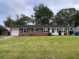 560 Windsor Gate Rd, Virginia Beach, VA 23452