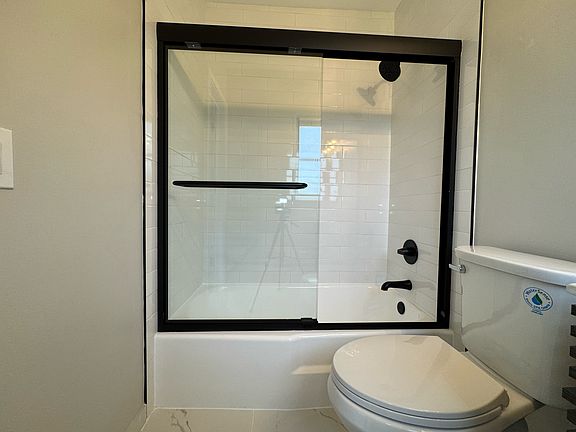 5th image of 1903 SW 3rd Ave #10