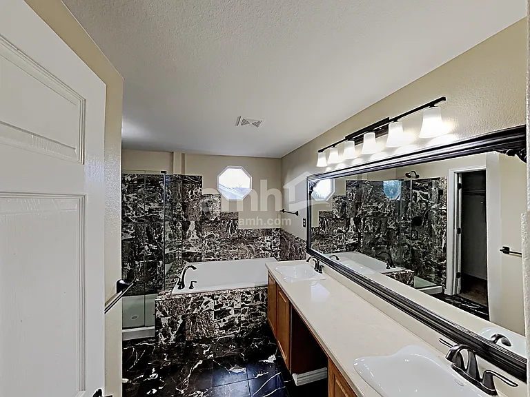 950 Quarterhorse Trl — Photo 14