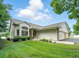 9200 Belvedere Dr, Eden Prairie, MN 55347