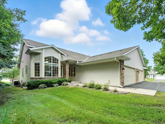 9200 Belvedere Dr, Eden Prairie, MN 55347