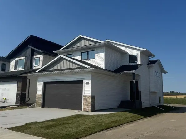 56 E Emmett Cres, Red Deer, AB T4P 3G8