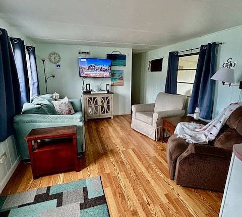 3rd image of 2346 Druid Rd #1411