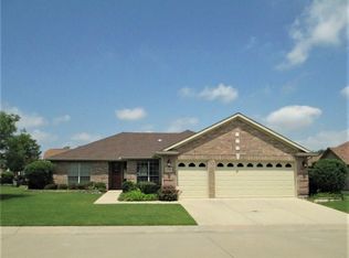 8708 Franklin Dr, Denton, TX 76207
