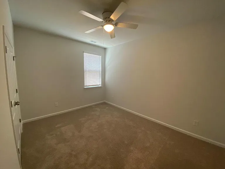 608 Ladywood Dr — Photo 12