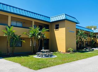 439 S Paula Dr S #108, Dunedin, FL 34698