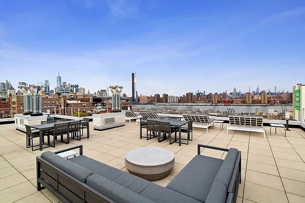 Rented by REAL New York | media 20