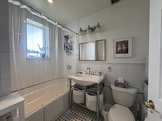 Rented by R Management | media 7