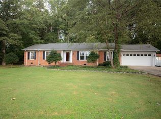 5004 Huntmaster Trl, Greensboro, NC 27406