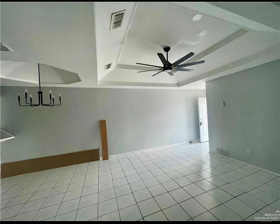 2 bed, 2.0 bath, 910 sqft, $875 — Photo 4