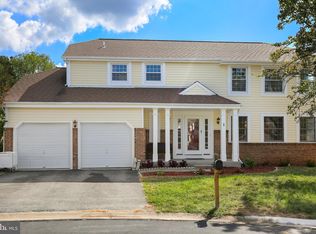 5 Saddle Creek Ct, Burtonsville, MD 20866