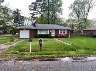 214 Leonard Rd, Portsmouth, VA 23701