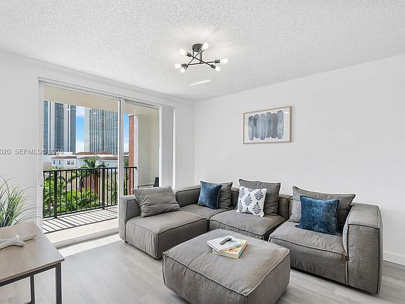 4th image of 17100 N Bay Rd APT 1717